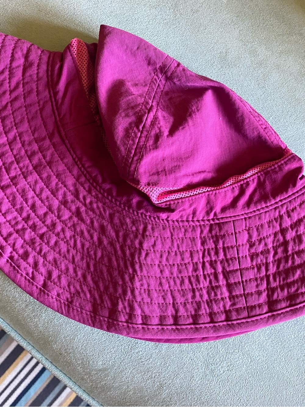 Eddie Bauer Wide-Brim Sun Hat in Magenta